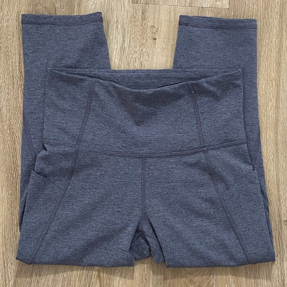Like New! Xersion Anti-Odor Capri Leggings Size S Gray